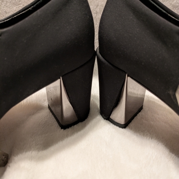 Donald J. Pliner Leather And Nylon Booties 8.5 Black - Picture 5 of 11